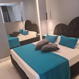 Penzion Maliziusella, Neapol